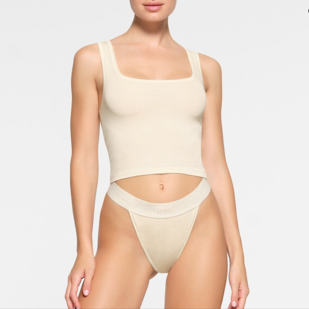 SKIMS 2 Pieces Ribbed Bone Tank Top & Thong - New